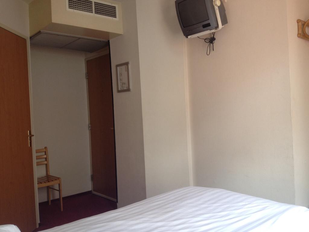 Budget Season Star Hotel Amsterdam Eksteriør bilde